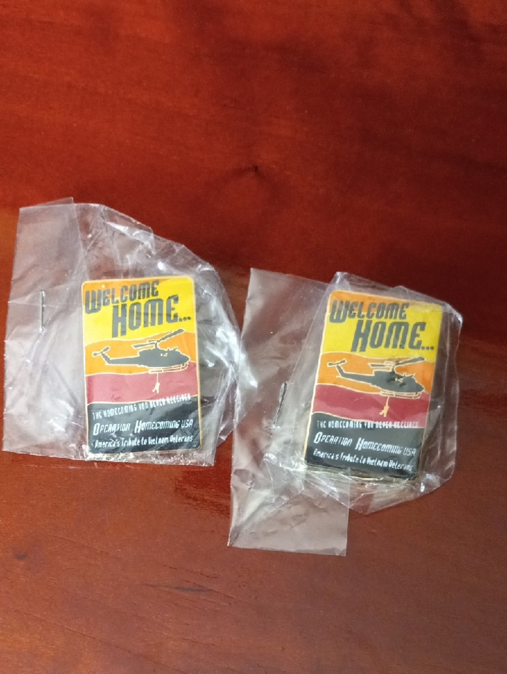 Welcome Home Operation Homecoming Military Helicopter Enamel Pin Set New